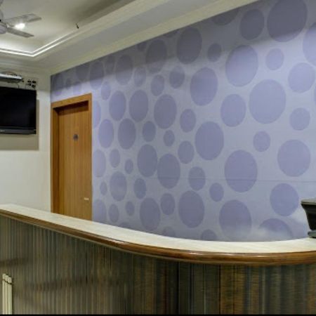 Hotel Super Мумбаи Экстерьер фото