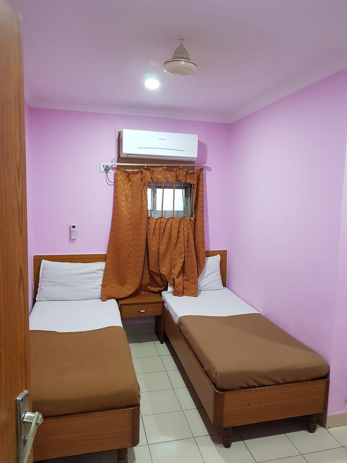 Hotel Super Мумбаи Экстерьер фото